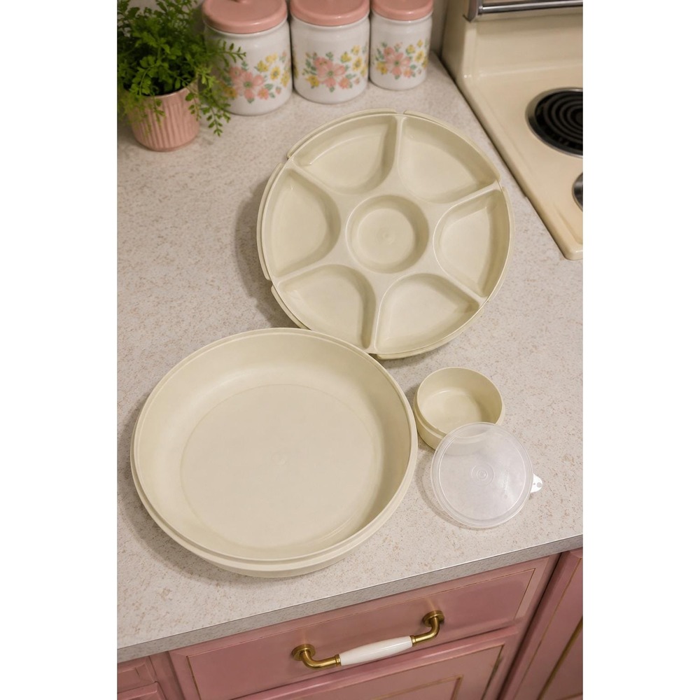 VTG Tupperware Party Susan Serving Center, 4 Piece Set #1665, 1666, 1667 & 215